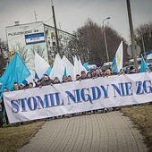  Sytuacja finansowa Stomilu Olsztyn spowodowała, że kibice olsztyńskiego klubu zorganizowali manifestację na ulicach Olsztyna