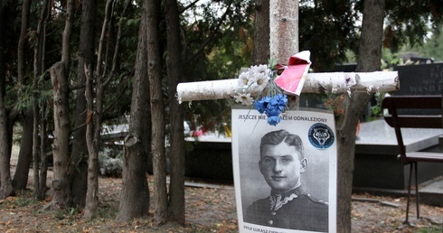 W historii Niezłonych wciąż wiele jeszcze czeka na wyjaśnienie....