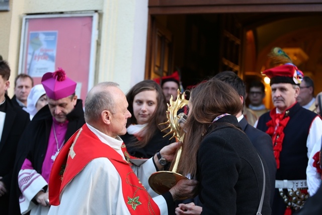 Znaki Bożego Miłosierdzia we Włosienicy