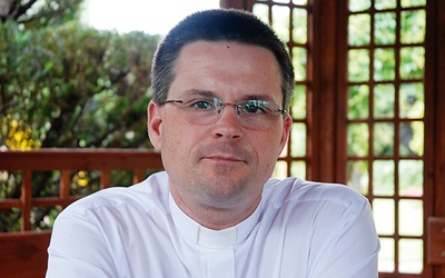  Ksiądz Robert Awerjanow od lat posługuje małżeństwom i rodzinom