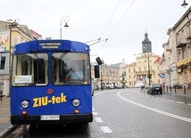 Ziutek zostal stworzony w warsztatch MPK z okazji 50-lecia uruchomienia trakcji trolejbusowej w Lublinie