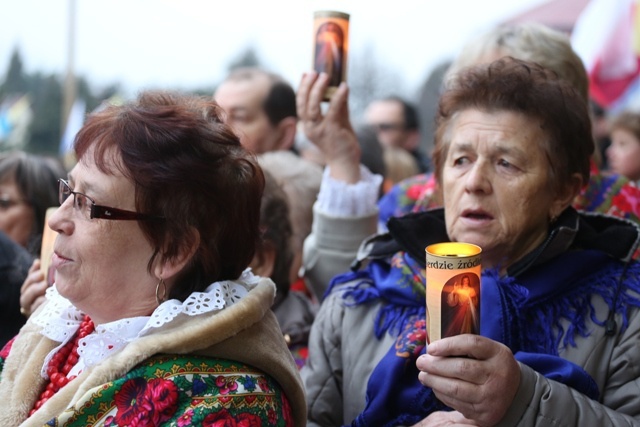 Znaki Bożego Miłosierdzia w Międzybrodziu Żywieckim