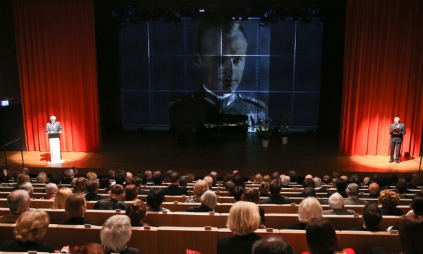 Bartoszewski, Pilecki i ks. Zieja w Ogrodzie Sprawiedliwych