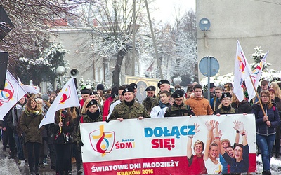  W parafii pw. Wniebowzięcia NMP w Żaganiu, 3 marca, była Msza św., adoracja i Droga Krzyżowa. Na zdjęciu: Schola z parafii