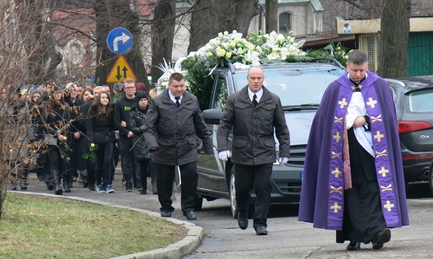 Pogrzeb gimnazjalisty, który zginął w Alpach