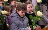 Ostatnie pożegnanie 9-letniej śp. Klaudii Pająk z Pisarzowic