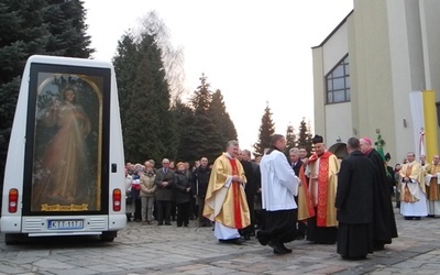 Znaki Miłosierdzia w Kętach na Osiedlu