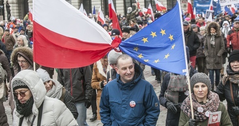 Manifestacja KOD w Warszawie
