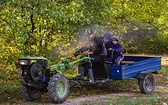 W gospodarstwie Stanisława i Walentyny Buganików konia zastąpił dwukołowy traktorek 