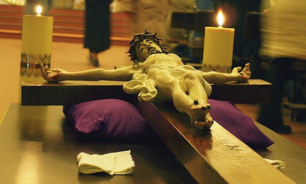 Wspólnota spotyka się w pierwszą niedzielę miesiąca o 15.30 w kościele Bożego Ciała