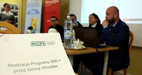 Jak, gdzie i kiedy? Rusza program 500+ 