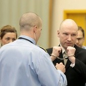 Breivik: Izolując mnie naruszono prawa człowieka