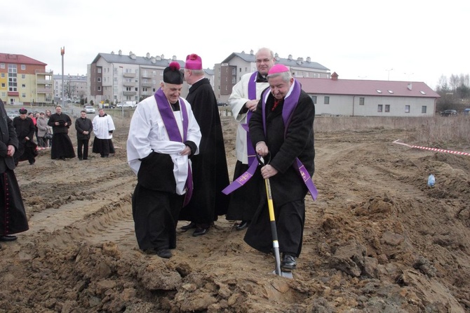 Rozpoczęcie budowy sanktuarium Jana Pawła II