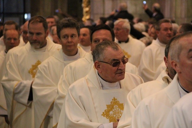 Uroczystość święceń biskupich o. Jacka Kicińskiego - cz.1