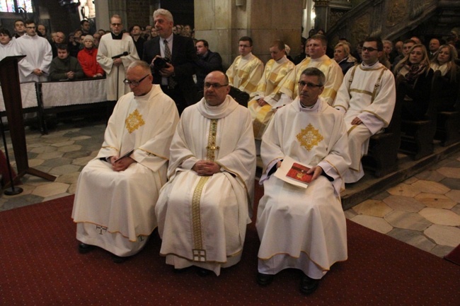 Uroczystość święceń biskupich o. Jacka Kicińskiego - cz.1