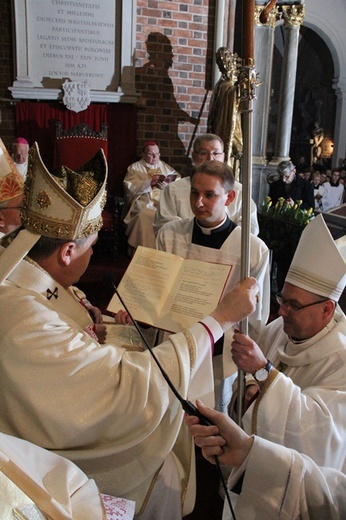 Decydujący moment święceń biskupich