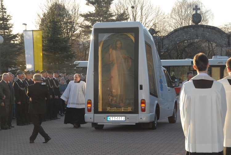 Nawiedzenie u Niepokalanej w Nowym Sączu