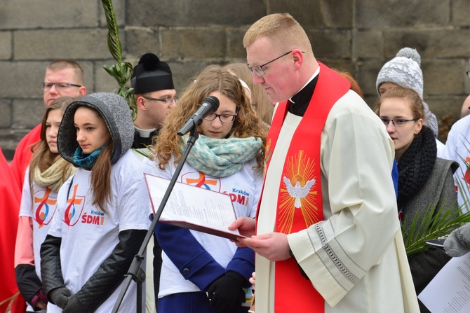 Początek peregrynacji krzyża i ikony w Świdnicy