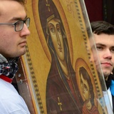 Początek peregrynacji krzyża i ikony w Świdnicy