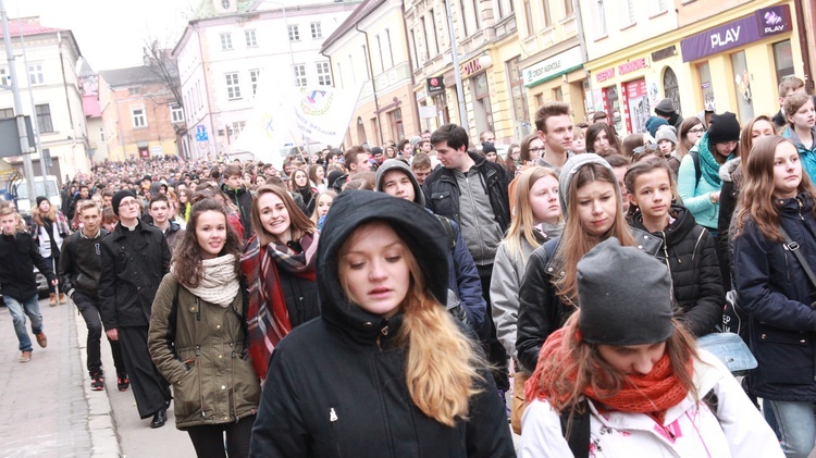 Synaj w Tarnowie. Droga Krzyżowa