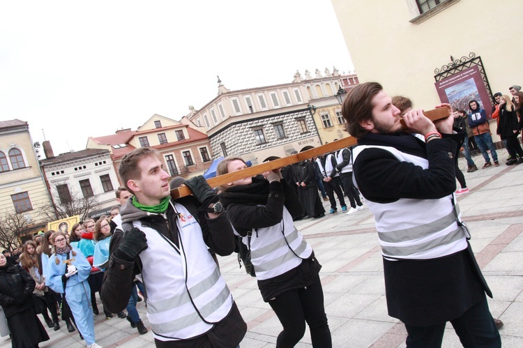 Synaj w Tarnowie. Droga Krzyżowa