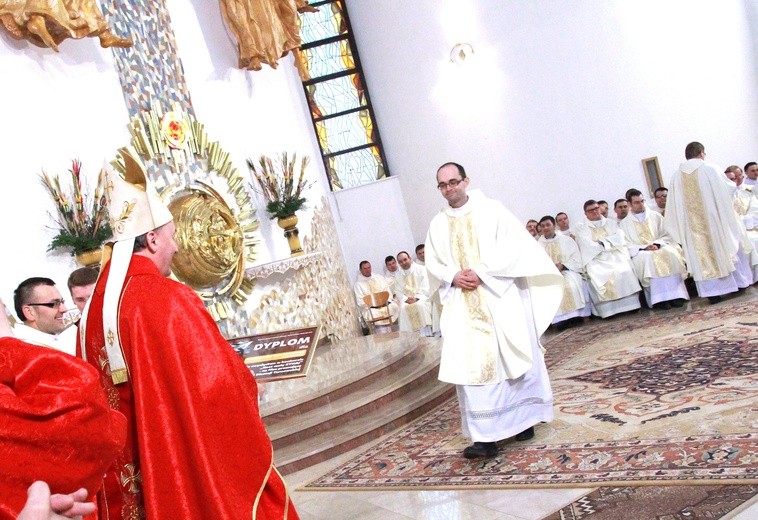 Synaj w Tarnowie. Eucharystia w kościele pw. bł. Karoliny