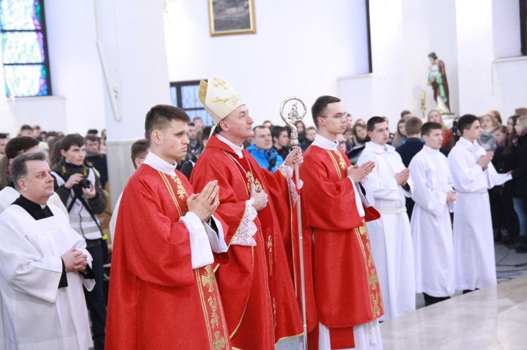 Synaj w Tarnowie. Eucharystia w kościele pw. bł. Karoliny