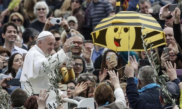 Franciszek: Przyjedźcie do Krakowa!