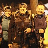 Liderzy andrychowskiej EDK: (od prawej): Dorota i Rafał Janoszowie oraz koordynator Andrzej Goszczycki z żoną Elżbietą (pierwsza z prawej)