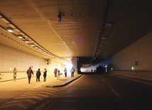  Tunel ma prawie 500 metrów długości