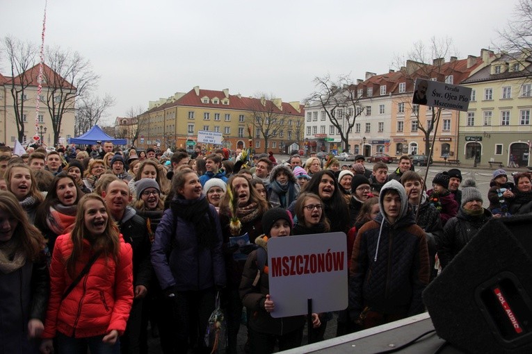 Niedziela Palmowa w Łowiczu, cz. I