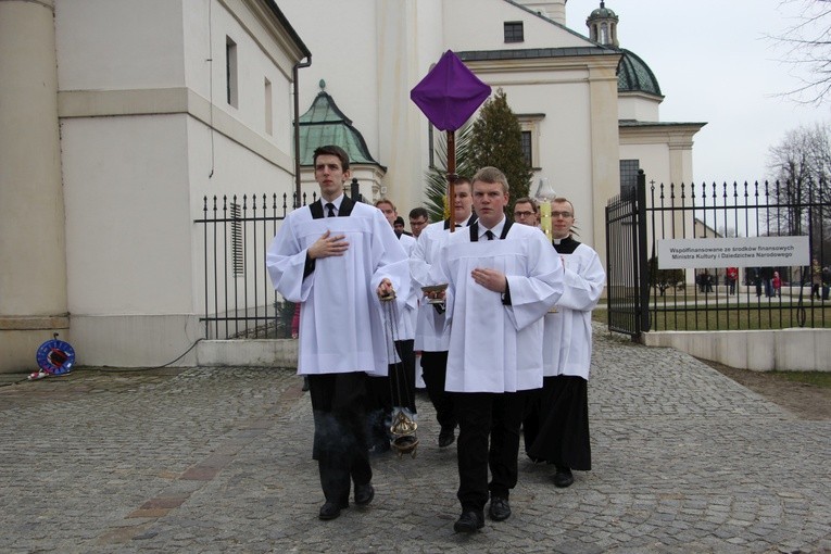 Niedziela Palmowa w Łowiczu, cz. II