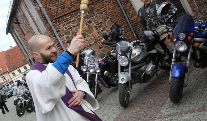 Z Bożą ochroną. Na motor!