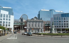Bruksela: Eksplozje na stacjach metra