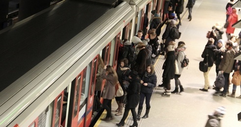 W stołecznym metrze wzmocniono patrole