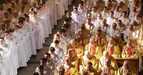Wielki Czwartek: święto kapłańskiej jedności
