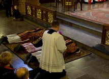 Wielki Piątek - liturgia w konkatedrze św. Jakuba