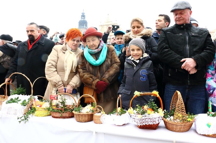 Święcenie pokarmów w Krakowie 2016