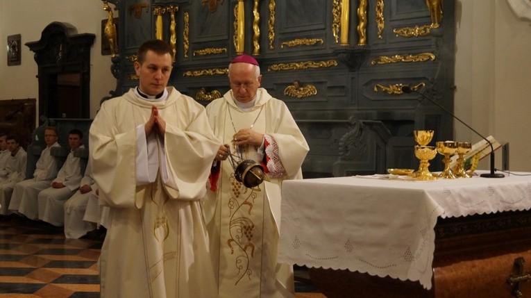 Wigilia Paschalna w łowickiej katedrze
