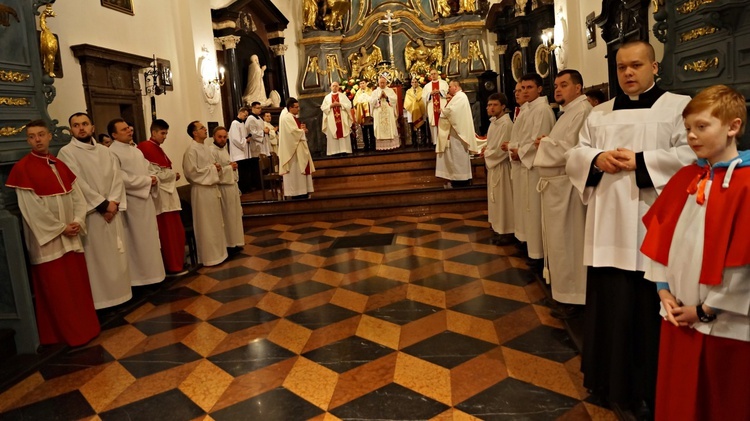 Wigilia Paschalna w łowickiej katedrze