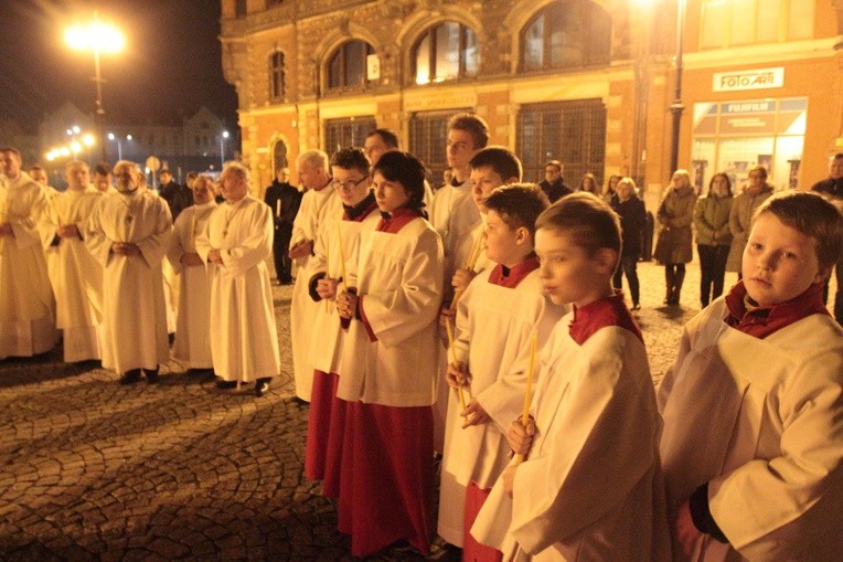 Zmartwychwstanie w obiektywie cz. 1