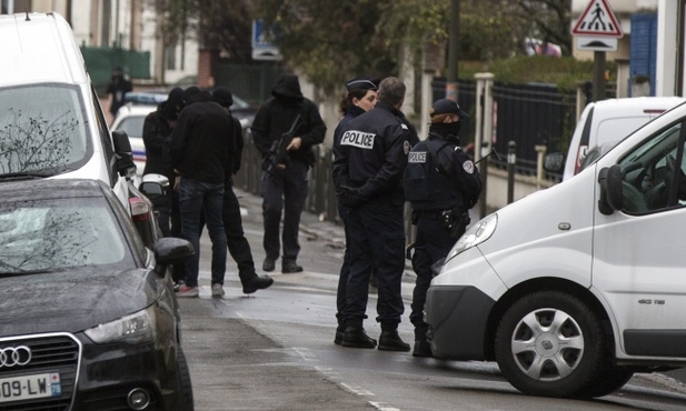 Belgia: Policyjna obława wokół stolicy
