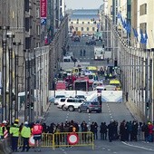 Stacja Maelbeek, gdzie miał miejsce jeden z dwóch zamachów w belgijskim metrze, usytuowana jest tuż obok budynków instytucji unijnych. Trudno o bardziej zuchwałe uderzenie niż w samo serce UE