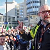 Komitet Obrony Demokracji założył Mateusz Kijowski – informatyk i uczestnik wielu akcji społecznych, niekiedy dość kontrowersyjnych