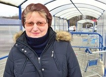   – Brakuje koszyków? W niedziele to standard – zapewnia Elżbieta Hurman