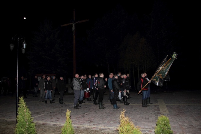 Chorągwiarze z parafii w Bobrownikach