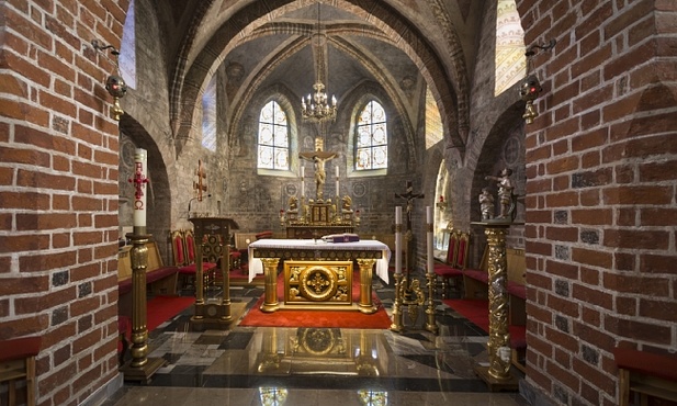 Ołtarz w kościele i ołtarz naszego serca