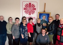 Pracownicy radomskiej Caritas bardzo sobie cenią fakt, że bł. ks. Bolesław Strzelecki został patronem szkolnych kół i parafialnych zespołów działających w strukturach tej organizacji charytatywnej