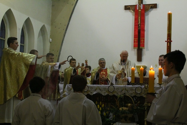 Krzyż i ikona ŚDM w Głuszycy