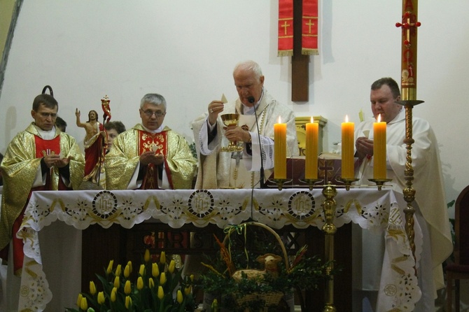 Krzyż i ikona ŚDM w Głuszycy